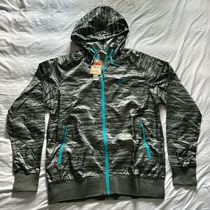 Men’s Nike water repellent windbreaker wind runner L